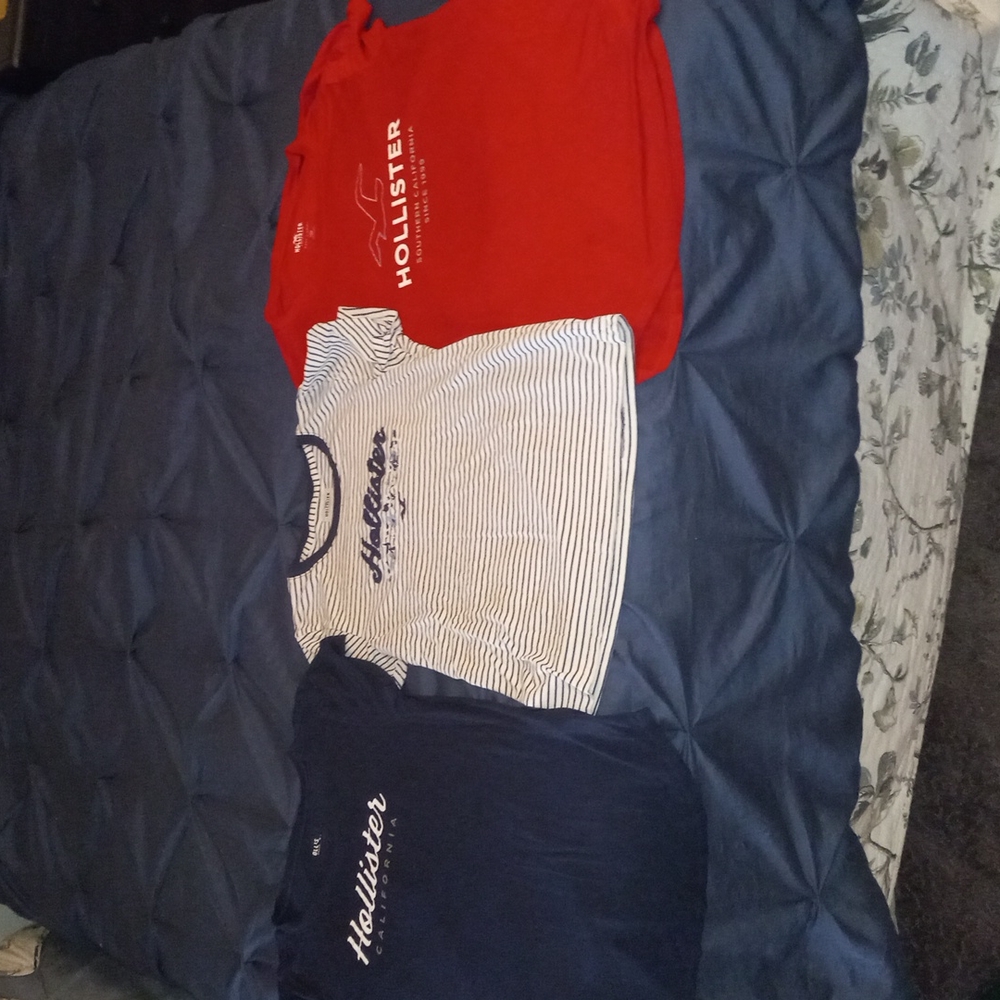 3 hollister medium girls t-shirts